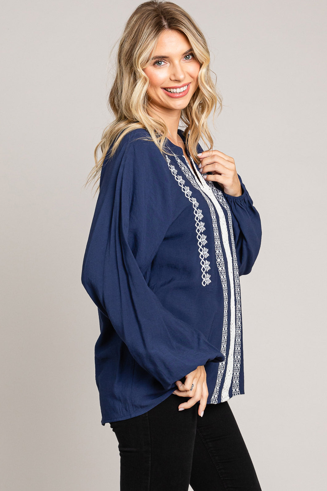 Embroidery Detailed Front Pullover Top