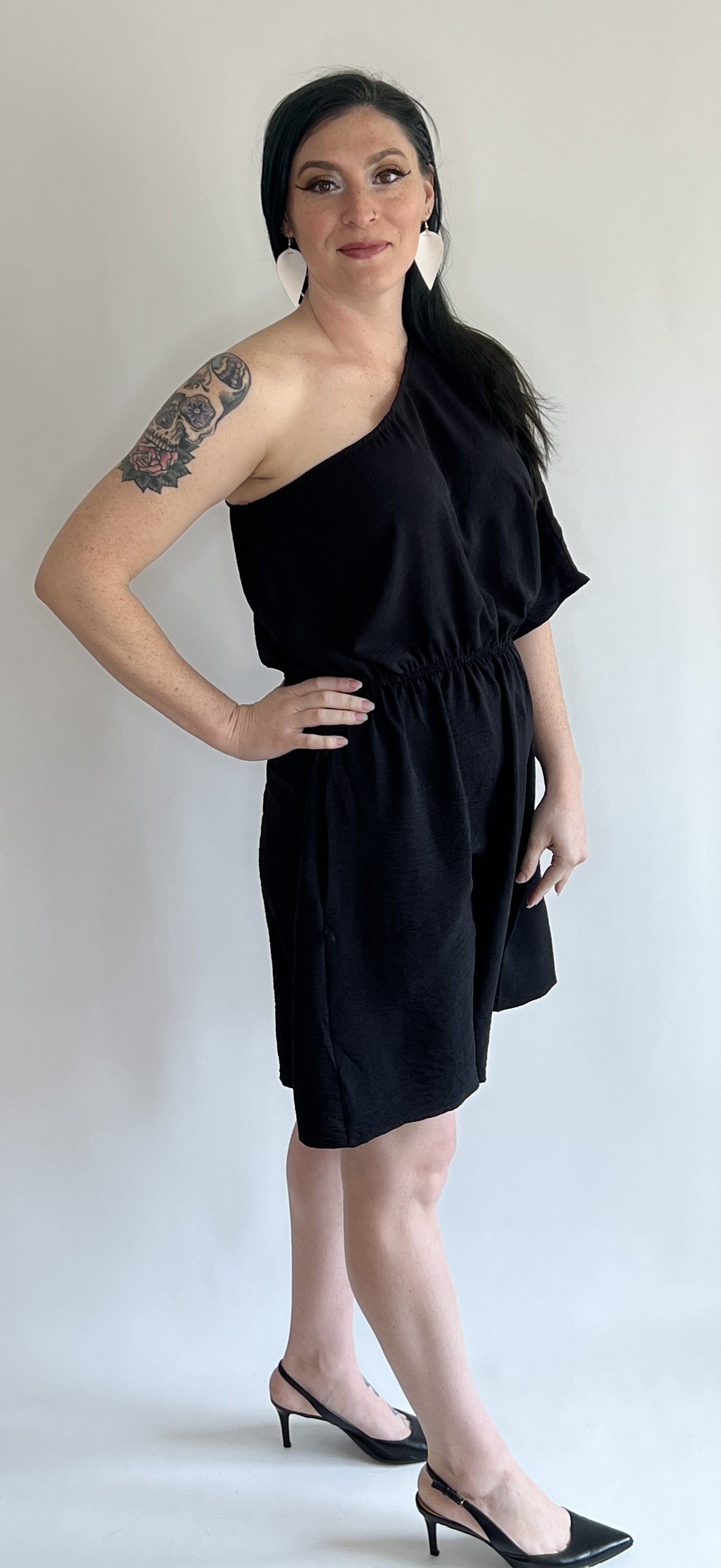 Women's Solid Black One Shoulder Dress