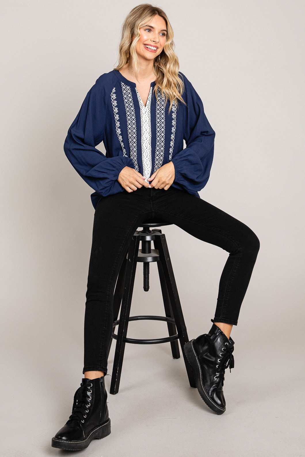 Embroidery Detailed Front Pullover Top
