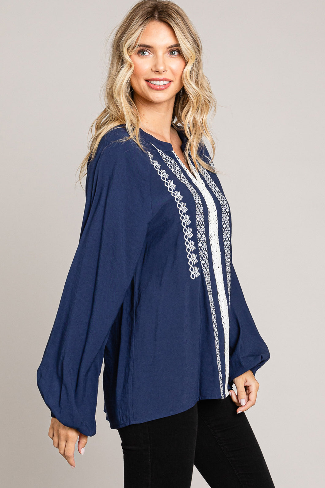 Embroidery Detailed Front Pullover Top